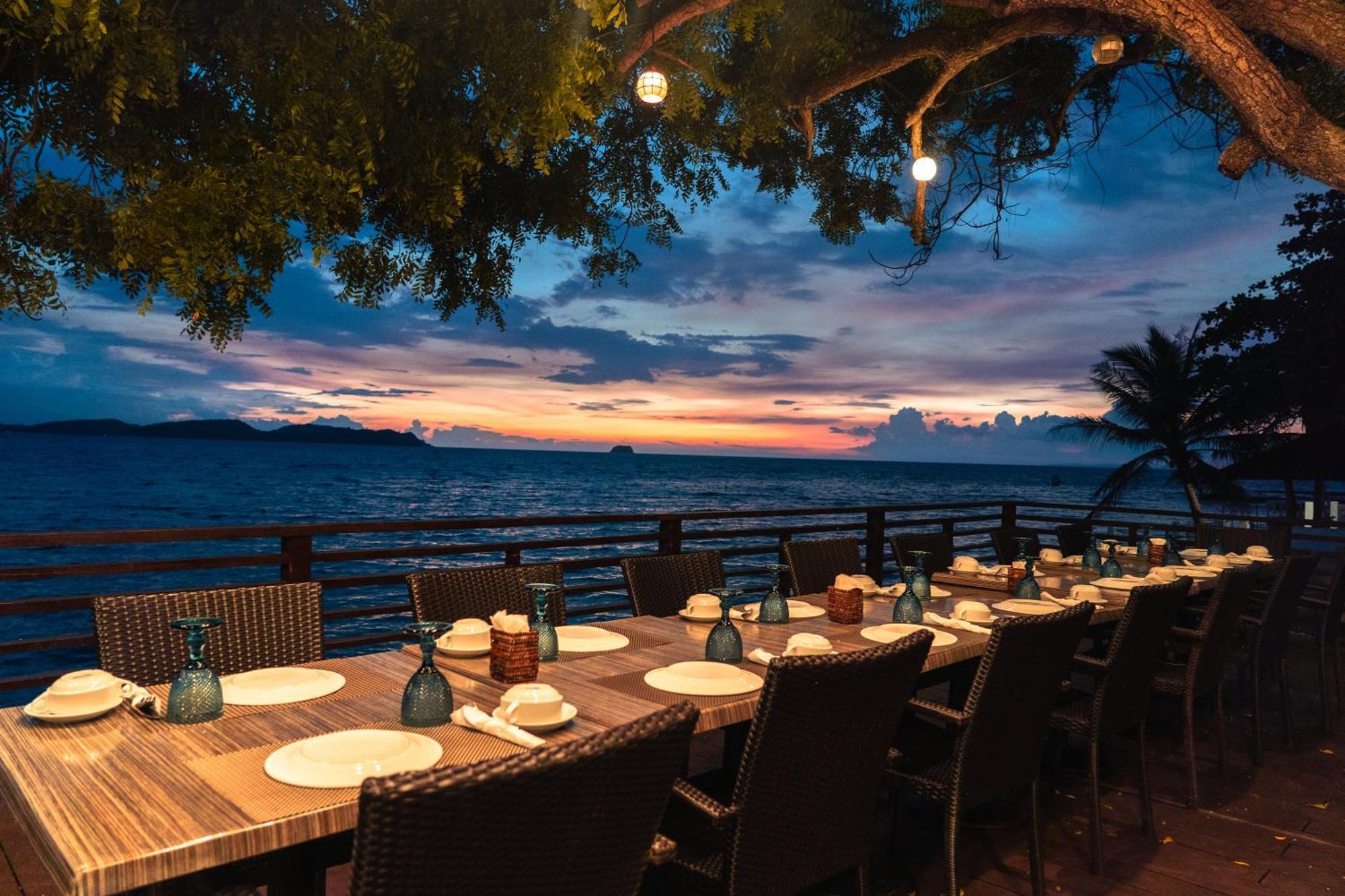 Altamare Dive And Leisure Resort Anilao Mabini  Εξωτερικό φωτογραφία