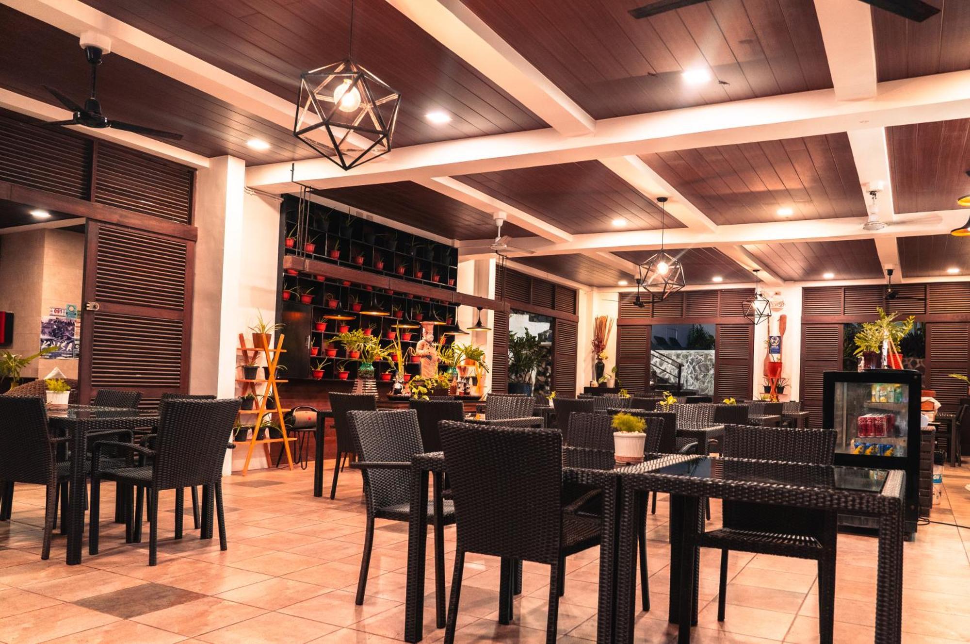Altamare Dive And Leisure Resort Anilao Mabini  Εξωτερικό φωτογραφία
