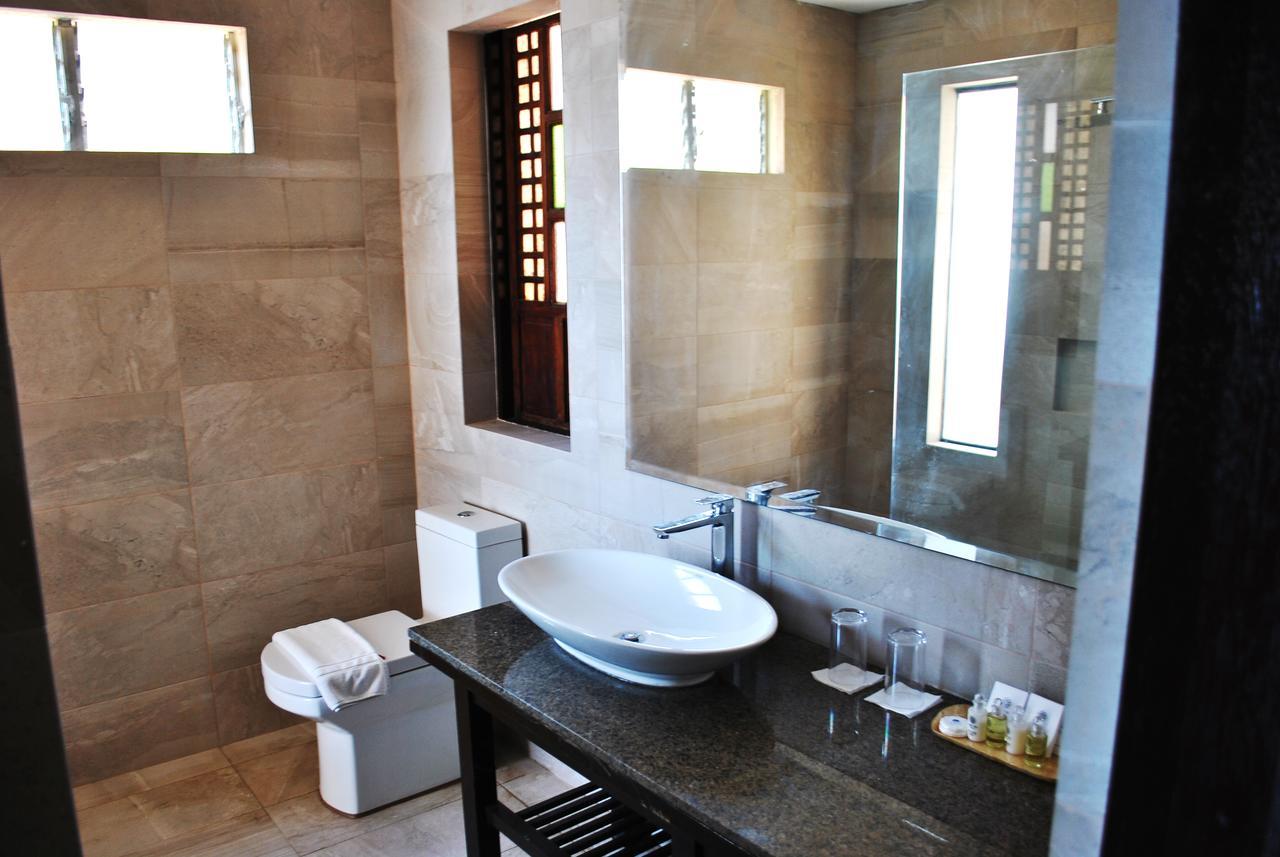 Altamare Dive And Leisure Resort Anilao Mabini  Εξωτερικό φωτογραφία